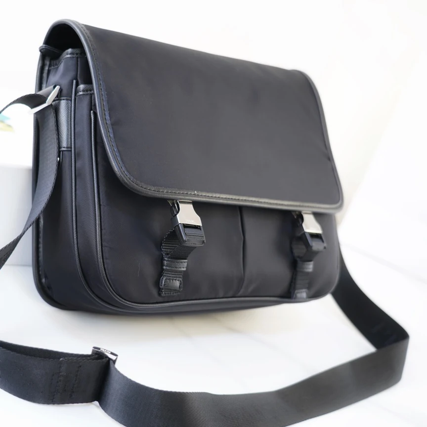New Luxury High Quality Men's Black Business Messenger Bag Canvas Shoulder Messenger Bag