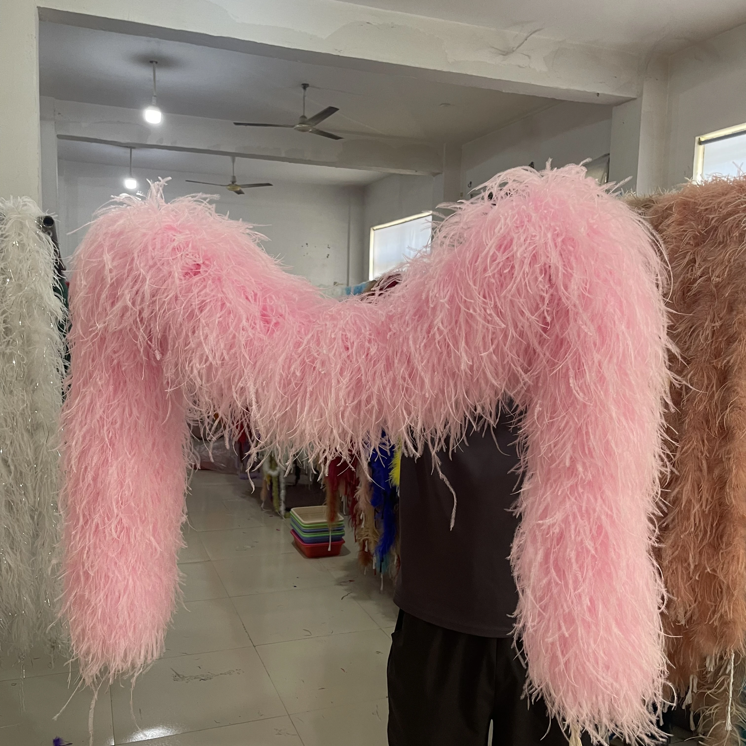 

1-20Ply Thick Natural Ostrich Feathers Boa Trims for Wedding Dress Party Clothing Decoration Plumes Shawl 2 Meters Customized