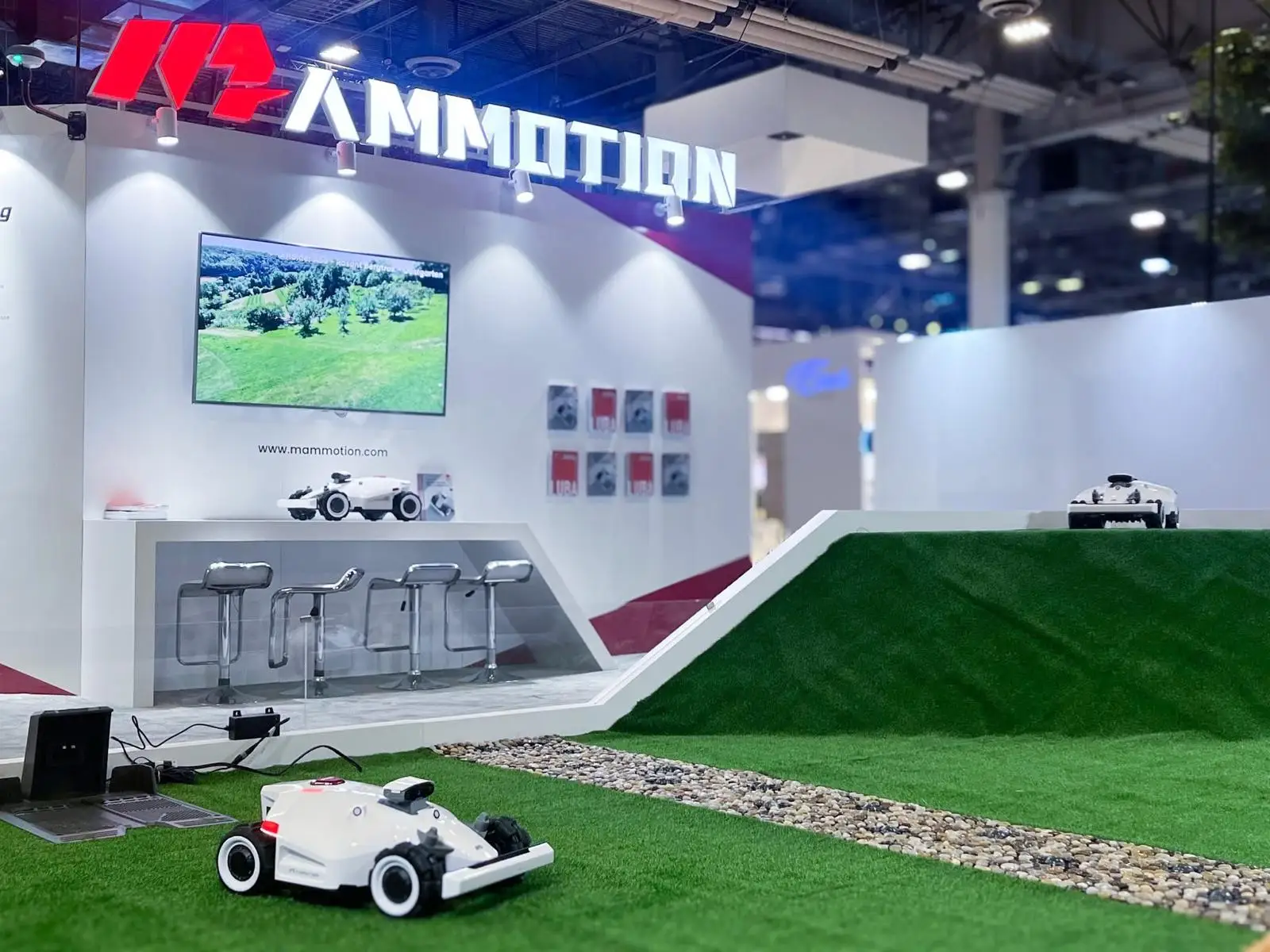 Профессиональная умная роботизированная газонокосилка LUBA 23 AWD 20252026 System (art.: 3920d8d46e4cd) - 3920d8d46e4cd