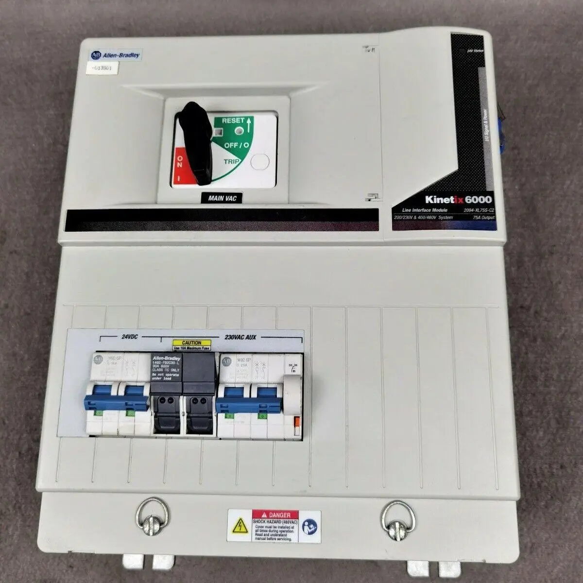 

Б/у сервопривод 2094XL75S-C2 2094XL75SC2