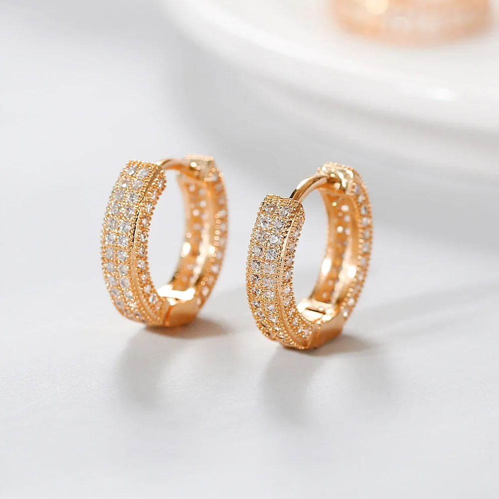 

Iced Out Hoop Earrings Cubic Zirconia Huggie Cartilage Cuff Diamond Hypoallergenic 14K Gold Plated Luxury Fashion Circle Earring