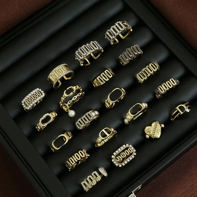 

Trendy Copper Gold Plated Letter Rings With White Rhiestone Zirconia Fashion Accessories Wedding Party Birthday Gift
