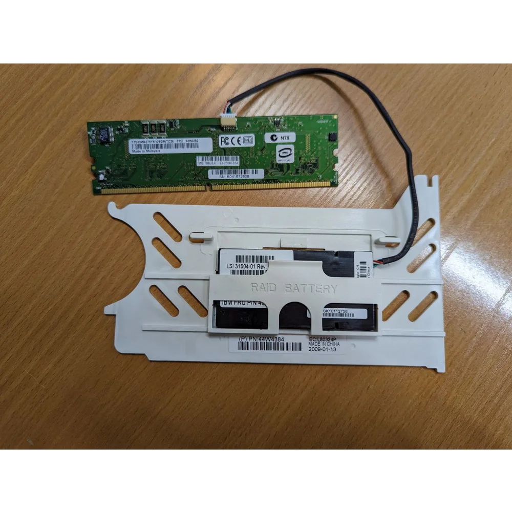 Контроллер SAS RAID IBM ServeRAID MR10K (LSI Logic) 256Mb BBU SAS/SATA U300 For x3850M2 x3950M2(43W4282)