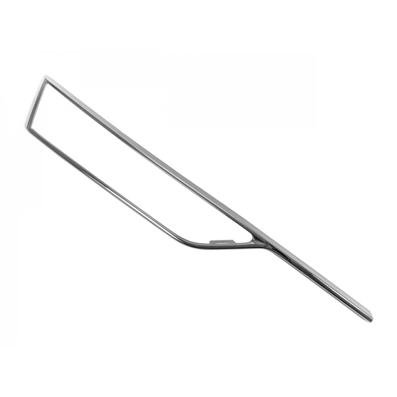 Молдинг решетки переднего бампера форд фокус 2. 1528578 хромированный молдинг решетки бампера форд фокус. Фольксваген кадди 2009 хром молдинг решетки радиатора. Молдинг решетки бампера ford focus 2 рестайлинг. Молдинг бампера джетта 6.