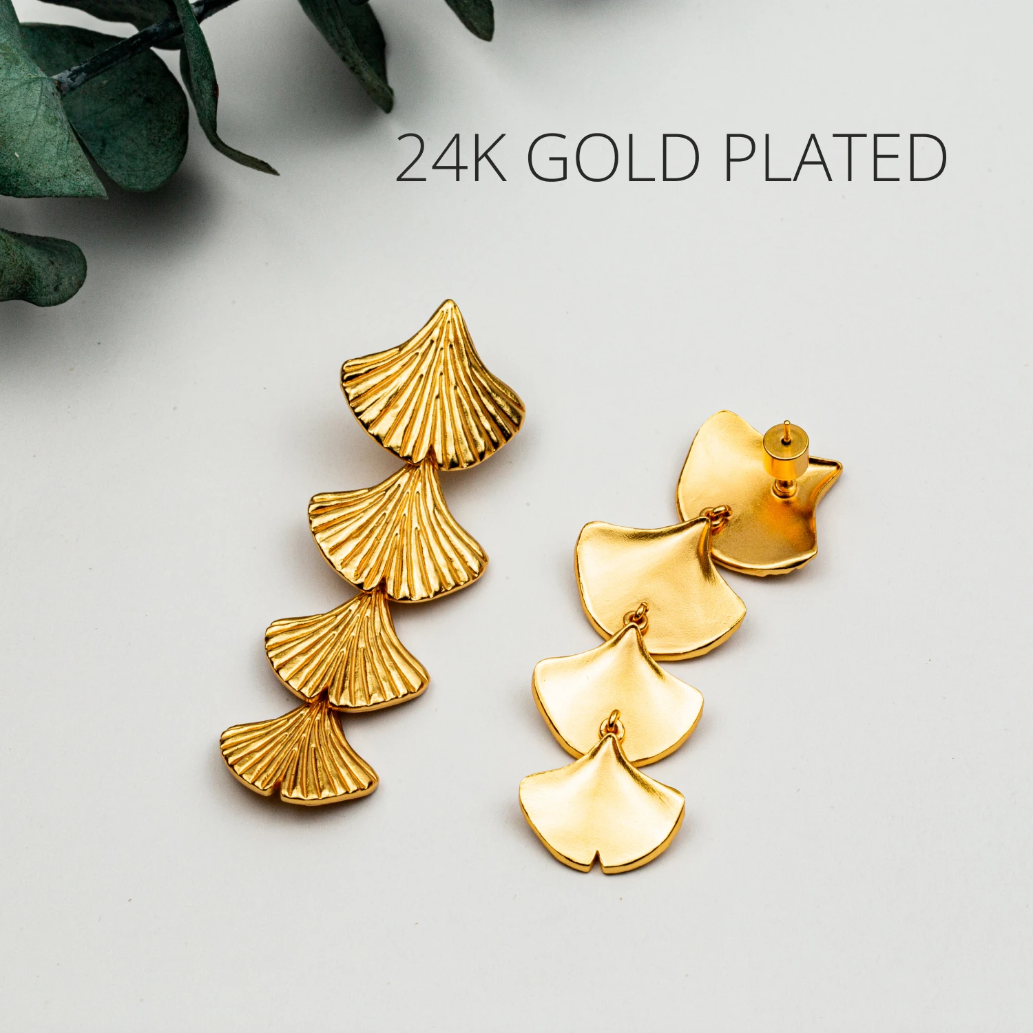 Золотые серьги-капельки гинкго