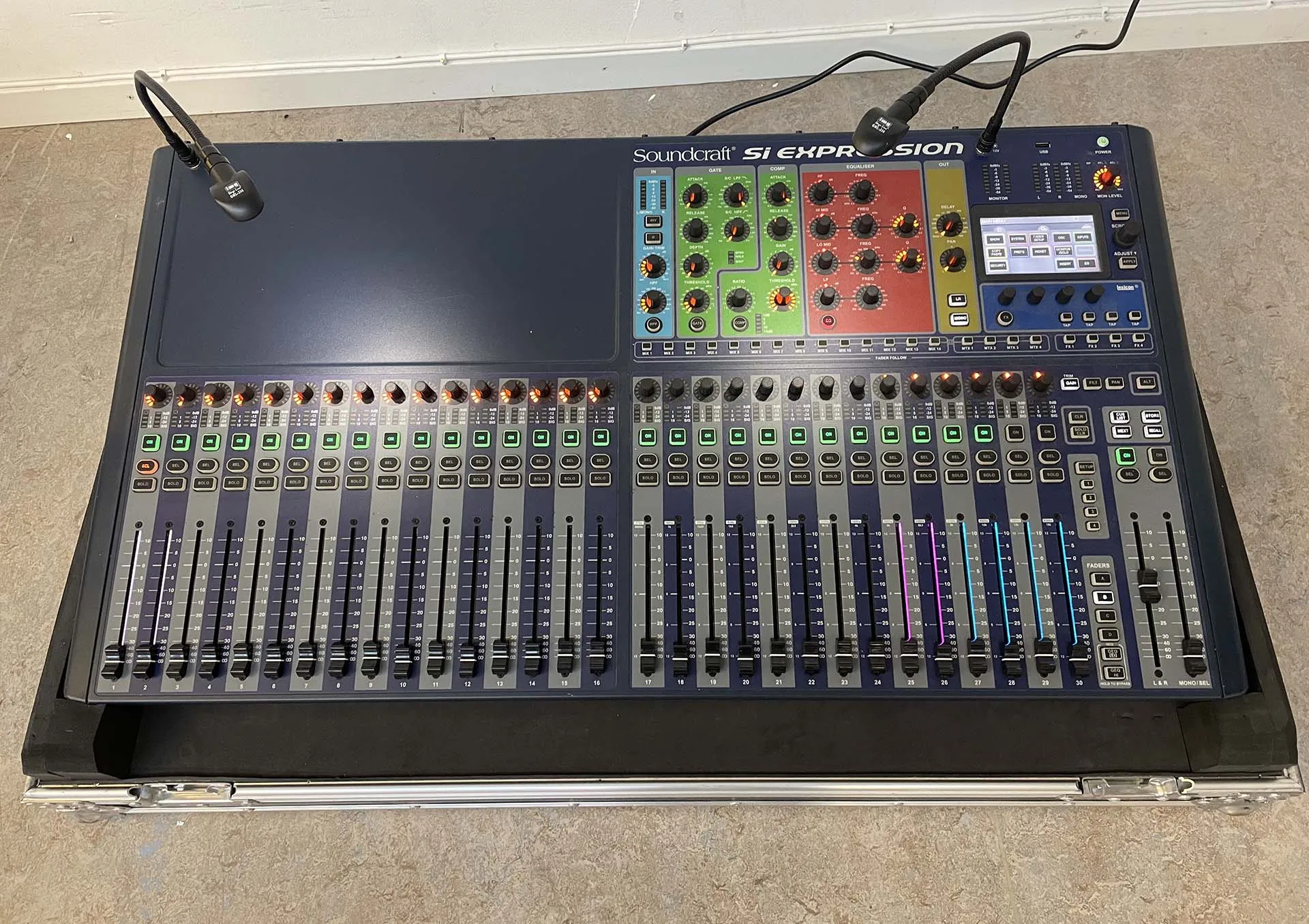 

NEW OFFER ON Soundcraft Si Expression 3 32-Channel Digital Mixer