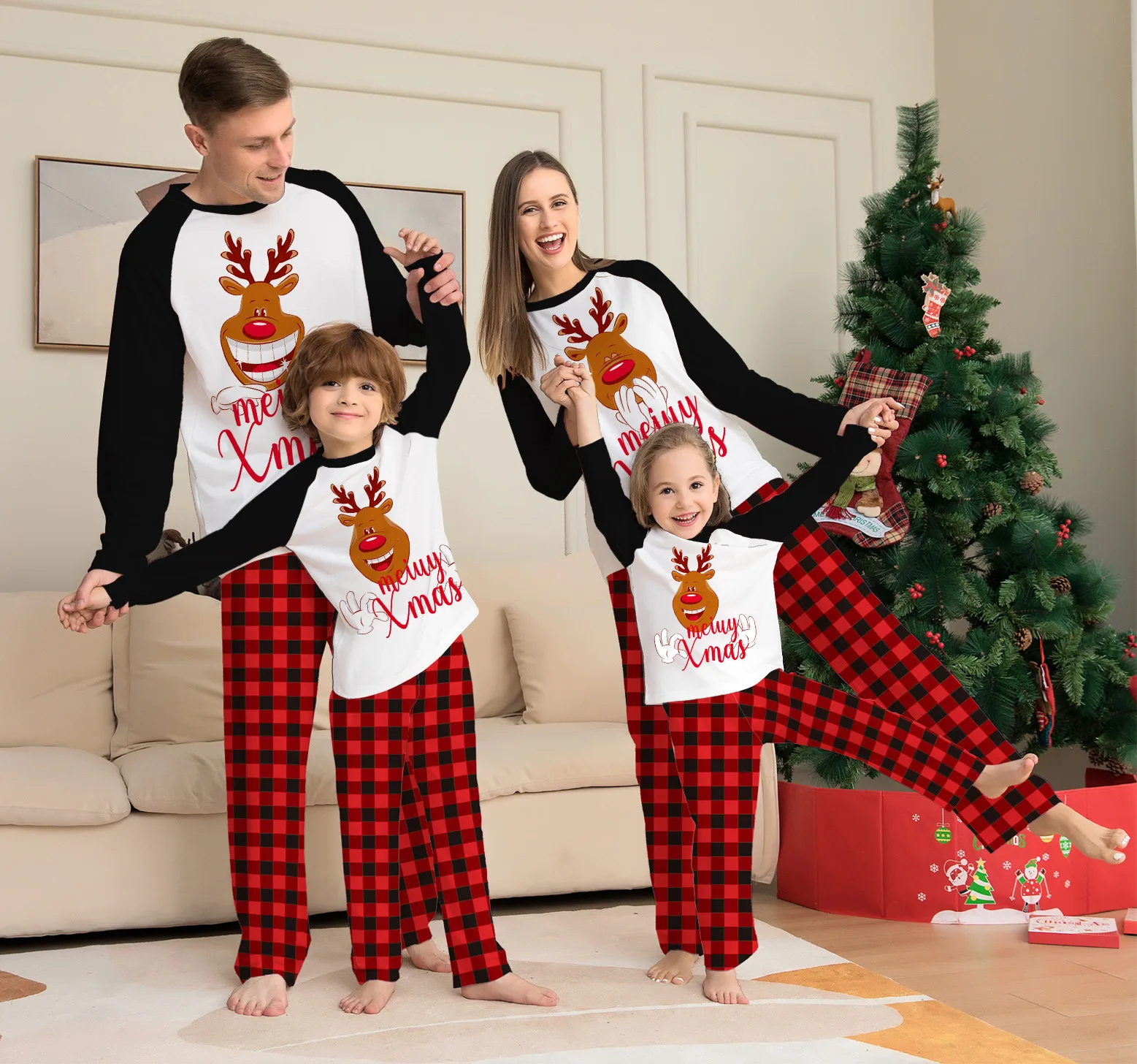 

2023 New Deer Letter Plaid Printing Christmas Parent-child Clothing Home Clothes Patchwork Family Matching Xmas Pajamas 2PCS
