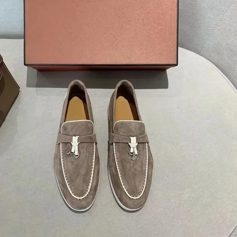 

2023 Hot Sale Luxury Brands Loafers New Men's Winters Fashion Trends Casual Flat Shoes Men's Comfort Walking Women Shoes