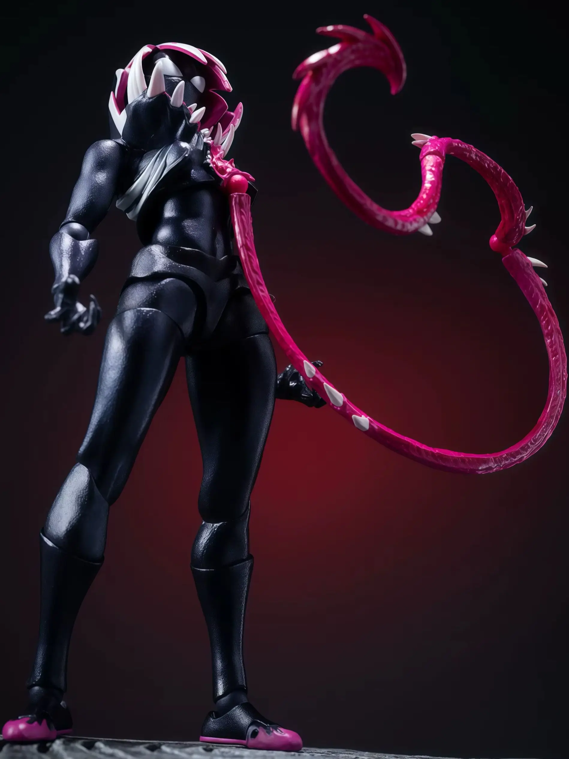 Фото Фигурка Venom Gwen Anime GK, модная игрушка, статуэтка, сувенир, украшение для стола, подарок на день рождения, популярный товар №5