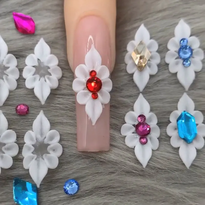 

Three-Dimensional Petal Nail Charm Set Shaped Diamond 2023 New Market Carved Resin Ornament Set With Pearl Nail Ornament