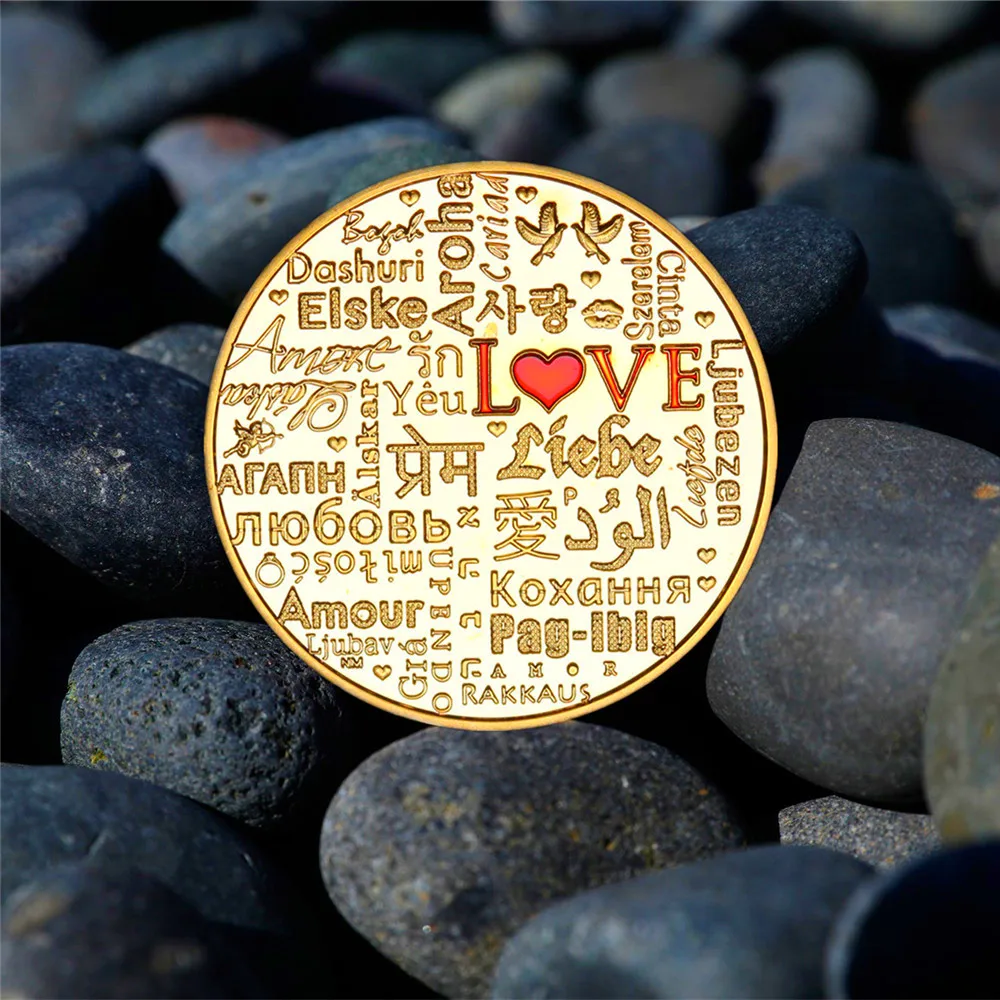 

Love Coin Commemorative Coins Collection Coin Souvenir Coins Collection Art Craft Gifts Anniversary Coin with Round Capsule