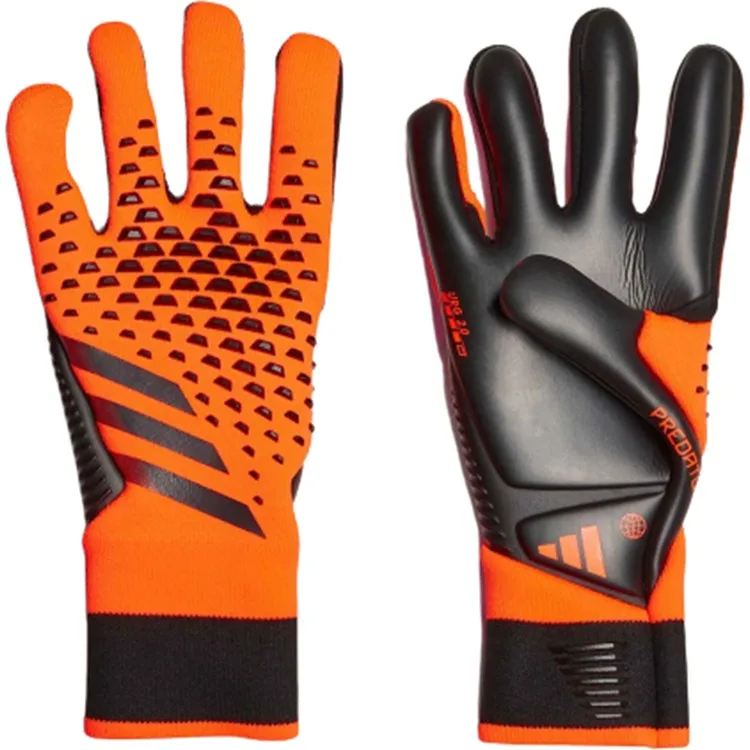 Рисунок 4 - Вратарская перчатка Adidas Pred