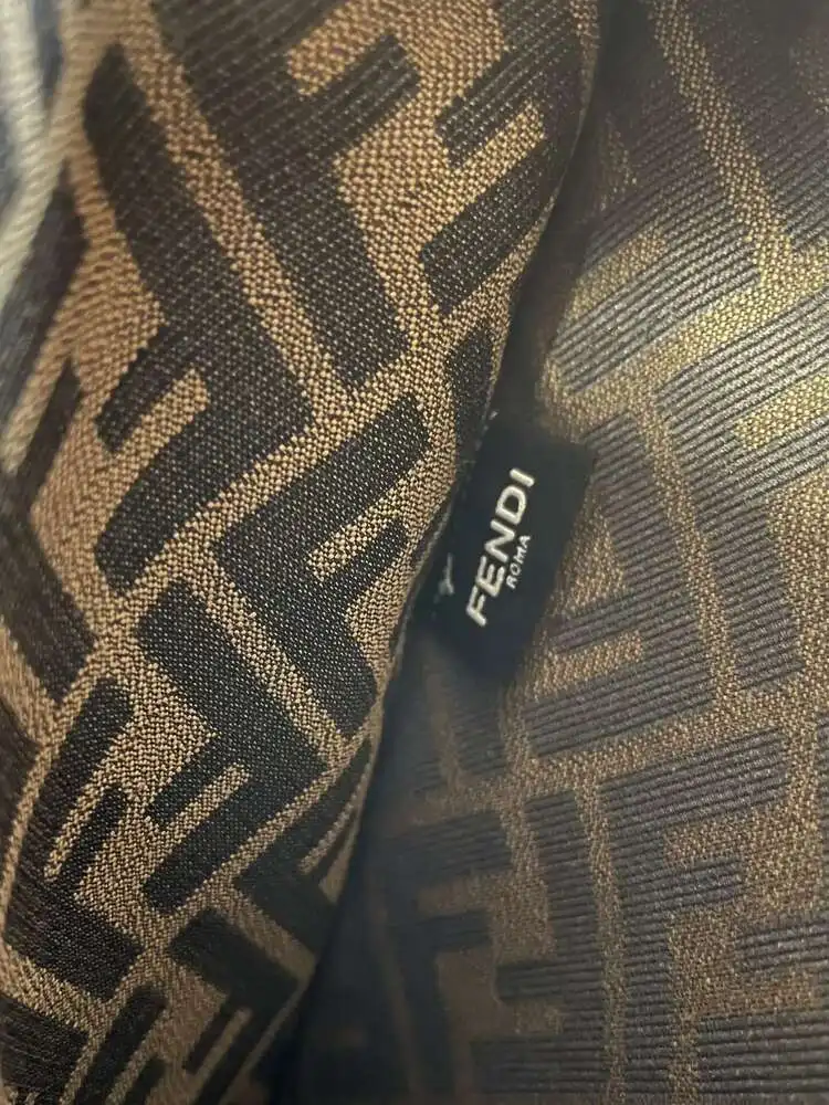 точная копия 1:1 Стиль Fendi Новая Старая Цветочная Сто Сумок На Плечо Пригородная