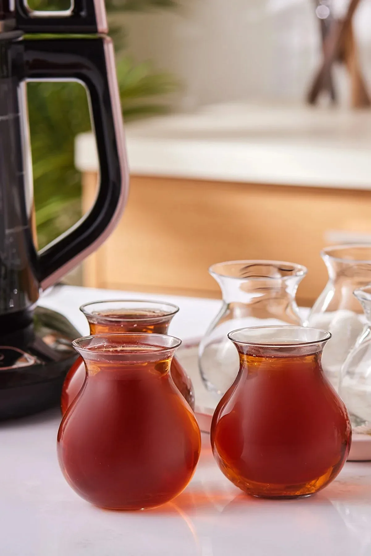 Thin Waist Glass Turkish Tea Cups Traditional Tea Set Modern Design Tea Mugs Glass Arabic Gift Tea Ware High Quality Glasses