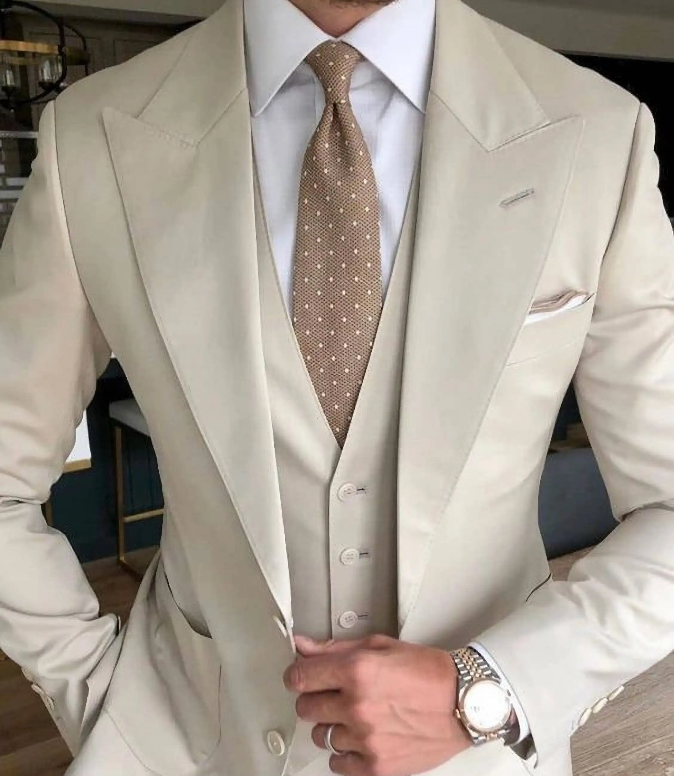 

Men Suits 3-Piece Ivory Balzer Sets Groom Wedding Evening Party Wear Formal Tuxedos Jacket+Pants+Vest Custom Made Costume Homme