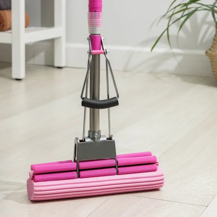 Швабра для мытья пола с двойным роликовым отжимом Доляна насадка ПВА 27×6 см