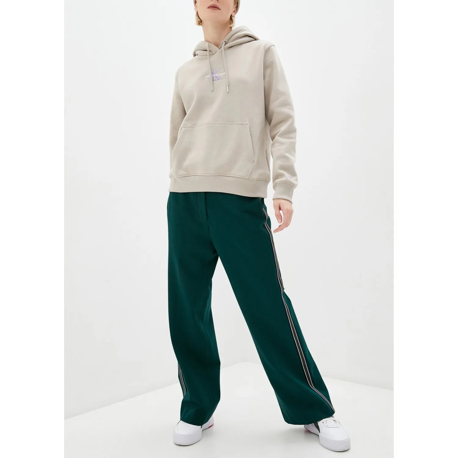 Рисунок 3 - Calvin Klein Джинсы Женская толстовка