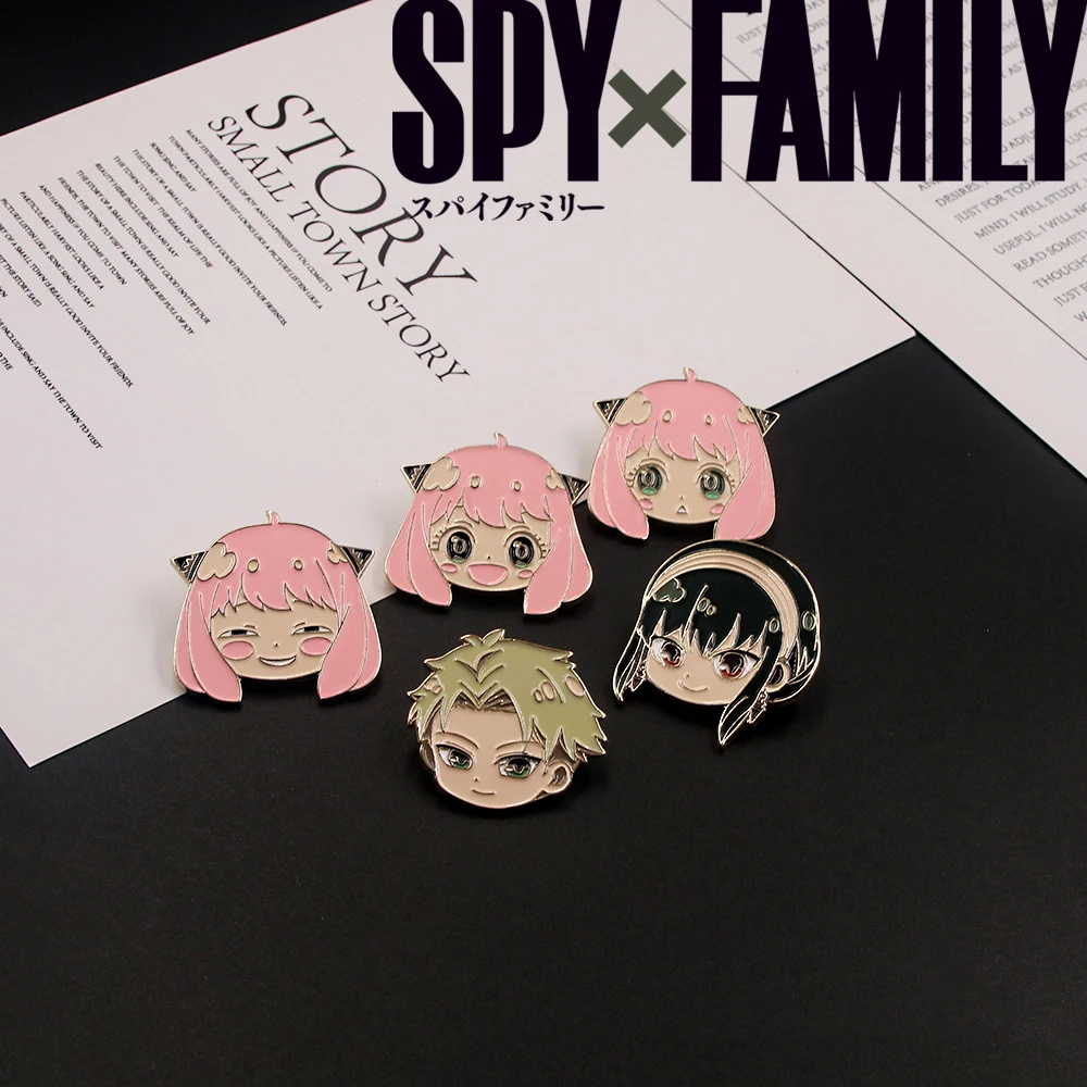 

2022 New Anime SPY X FAMILY Brooch Twilight Yor Forger Anya Forger Metal Enamel Badge Brooch Pin for Women Men Cosplay Prop Gift