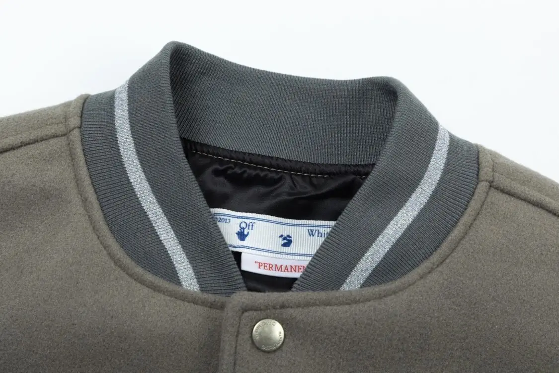 Костюм и куртка белого цвета 2024SS AC