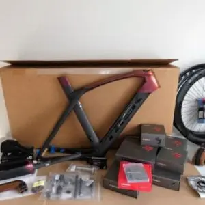 

Рама для шоссейного велосипеда пункт 1. Matone SLR 9 красного цвета, размер 54, 52, 56 см