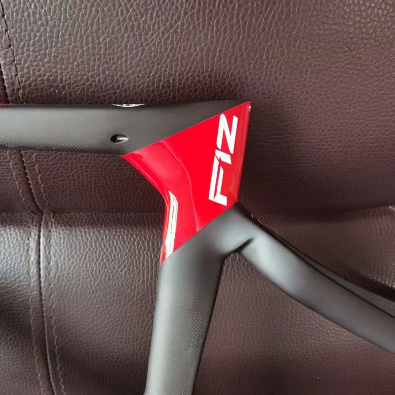 

1:1 F12 Rim/Disc Brake Carbon Bike Frame Yellow Mount Road Frameset and Handlebar Made In Taiwan