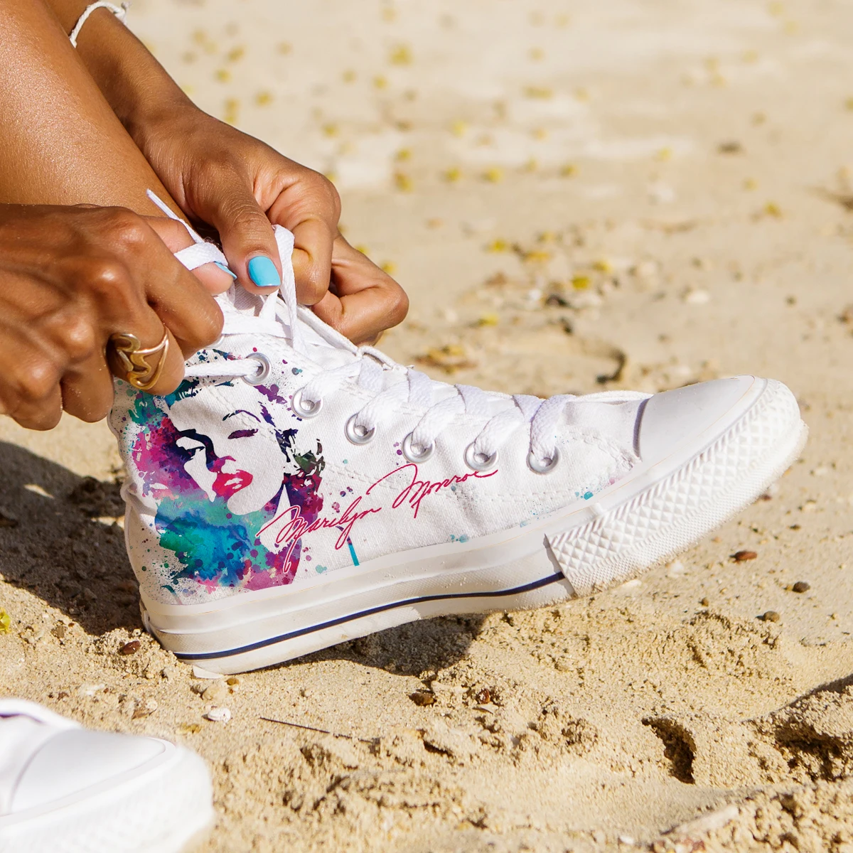 Nopersonality Classic Woman High Top Canvas Shoes Fashion Style Characters Pattern Walking Shoes Breathable Wild Casual Sneakers