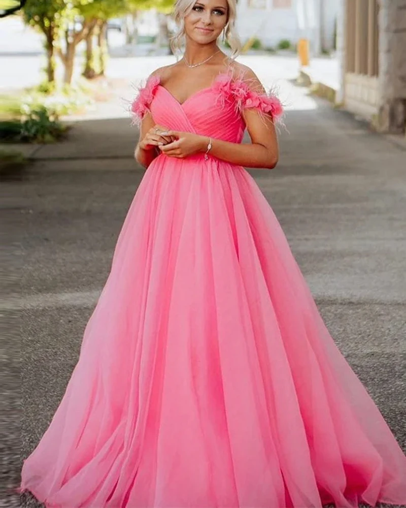 

Женское вечернее платье с открытыми плечами, розовое Тюлевое длинное плиссированное платье для выпускного вечера с открытой спиной, короткими рукавами и цветами, перьями, выпускного вечера