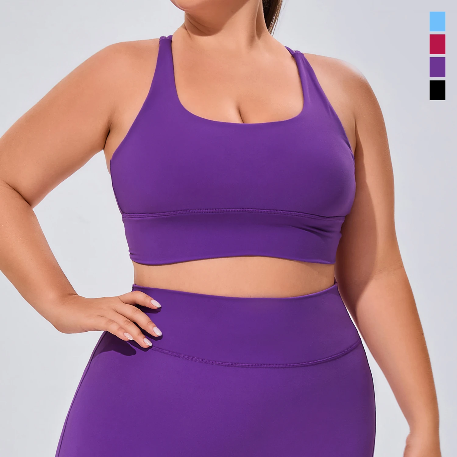 Женский спортивный бюстгальтер