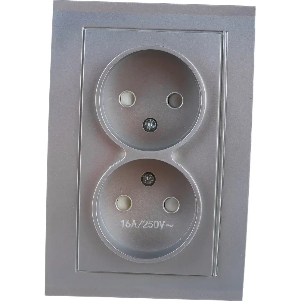 Двухместная розетка UNIVersal Бриллиант