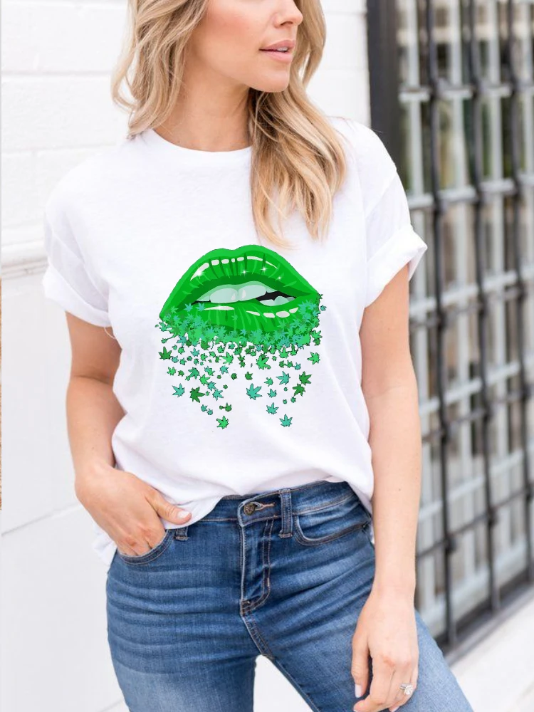 

Футболка женская с принтом губ и коротким рукавом, пикантный топ с круглым вырезом, повседневная одежда в стиле Харадзюку, на лето