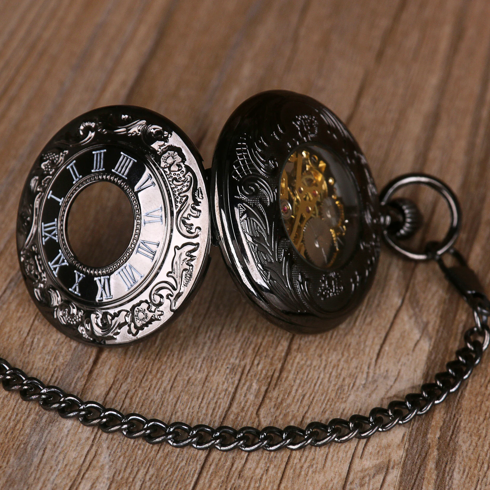 Vintage Black Roman Numerals Mechanical Pocket Watch For Women Men Necklace Pendant With Chain Gift Steampunk Pocket Fob Watches