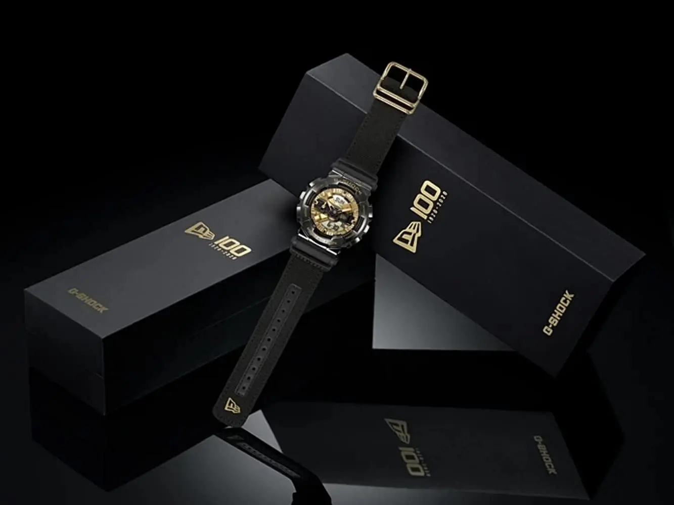 CASIO Часы Casio New Era Collaboration 100th Anniversary G-SHOCK G-Shock Мужские Ana-Digi GM-110NE-1A [Товар] |