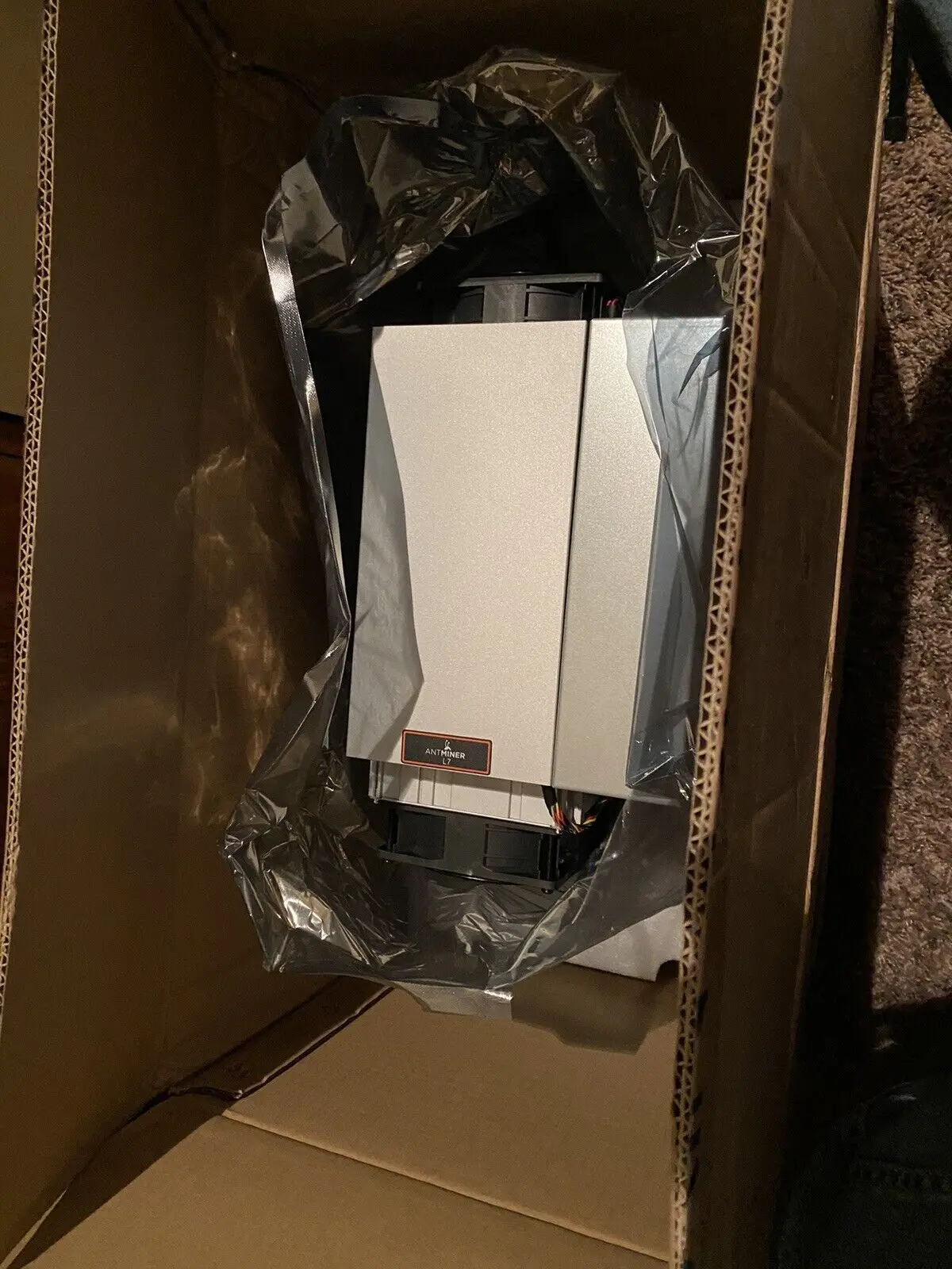

Новинка от бренда AB, BITMAIN Antminer L7 мгн/с, LTC & DOGE
