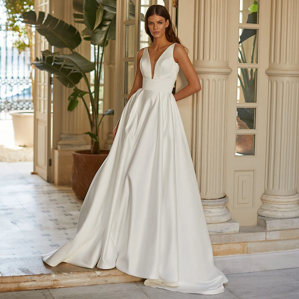 

Charming A Line Satin Wedding Dress for Women Simple Sleeveless V Neck Chapel Train Bridal Gowns with Open Back Vestido De Novia