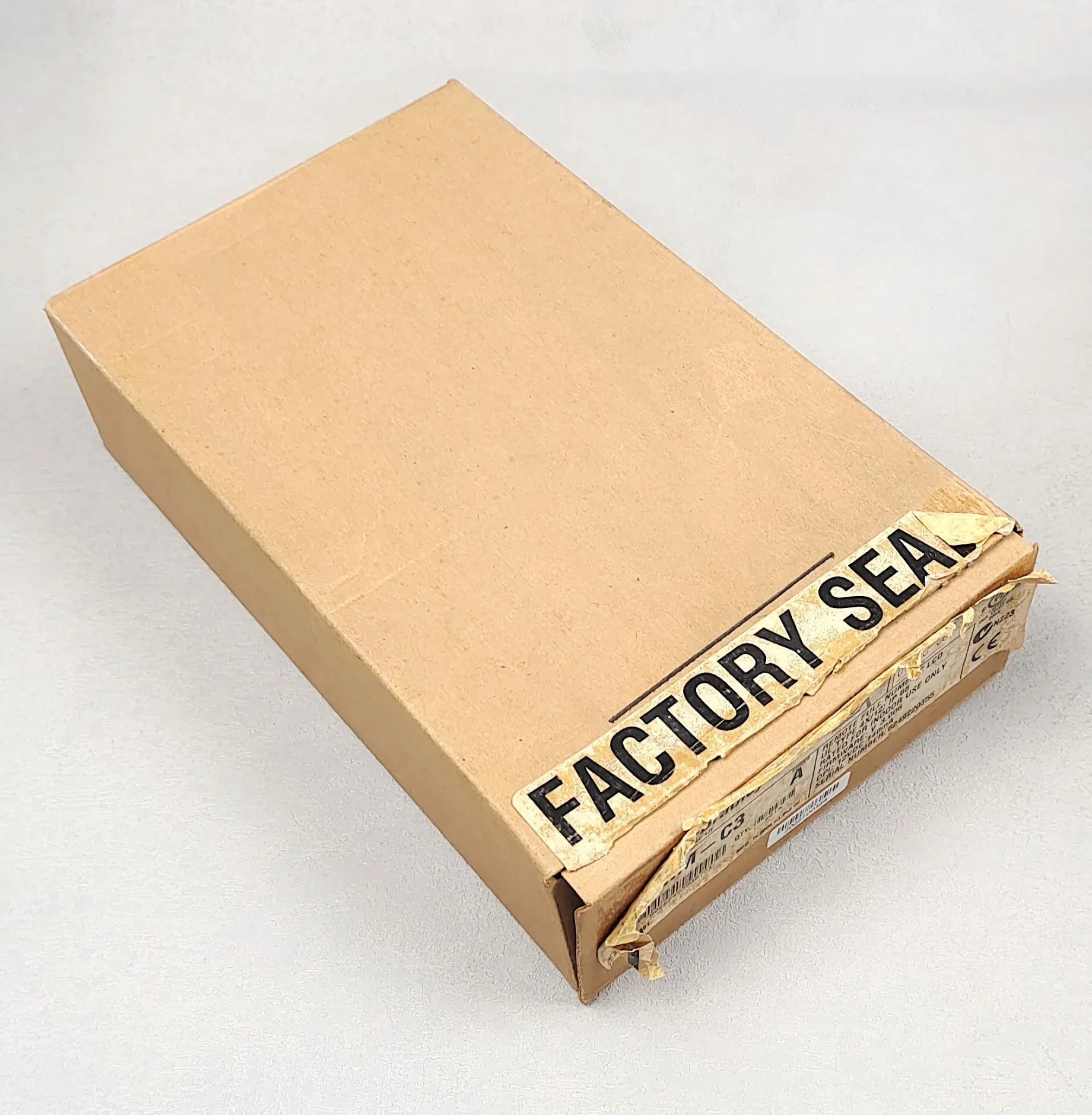 

Новый 1746-IM4 1746IM4 SLC 500 lnput модуль