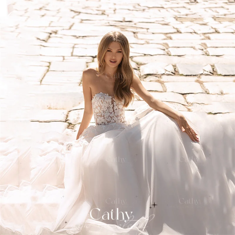 

Chruch Lace embroidery Ball Gown Vestidos De Fiesta Grace Strapless A-line Wedding Dress Sweetheart A-line Wedding Dress