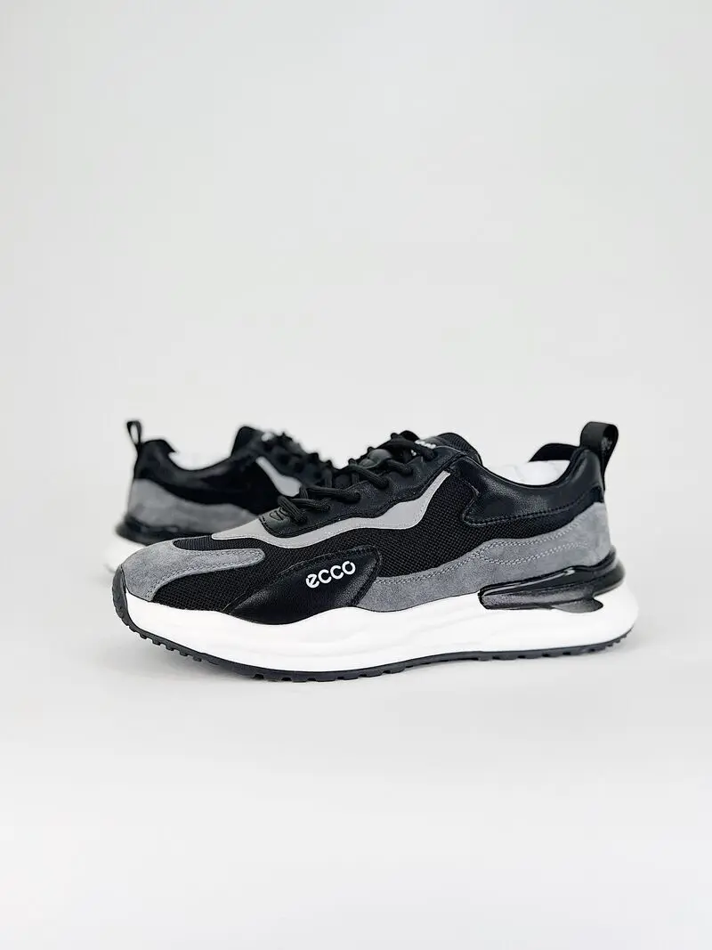 Кроссовки ECCO |