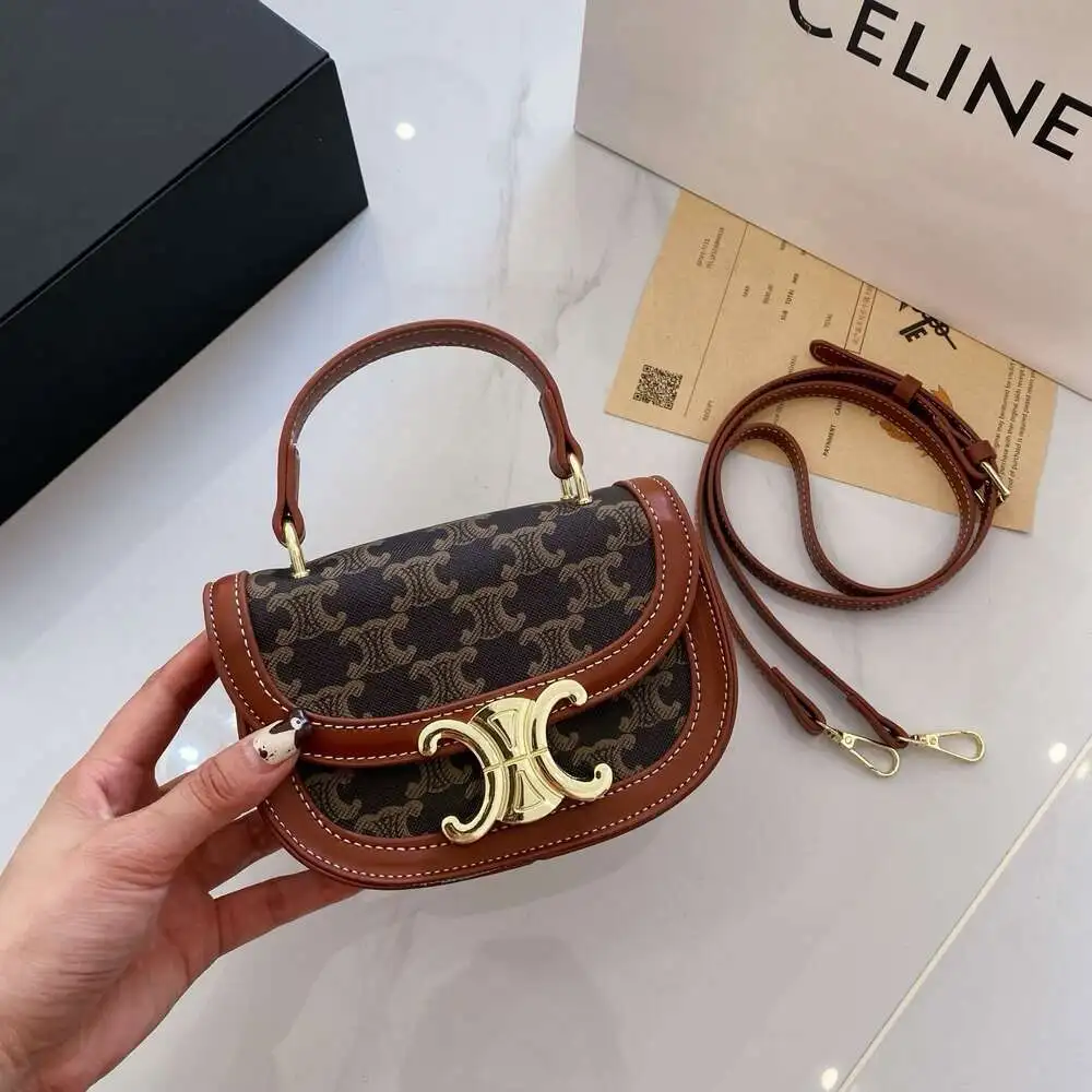 Точная Копия 1:1 В Стиле MINI BESACE CLEA С МонограММой ИЗ БЛЕСТЯЩЕЙ ТЕЛЯЧЬЕЙ КОЖИ