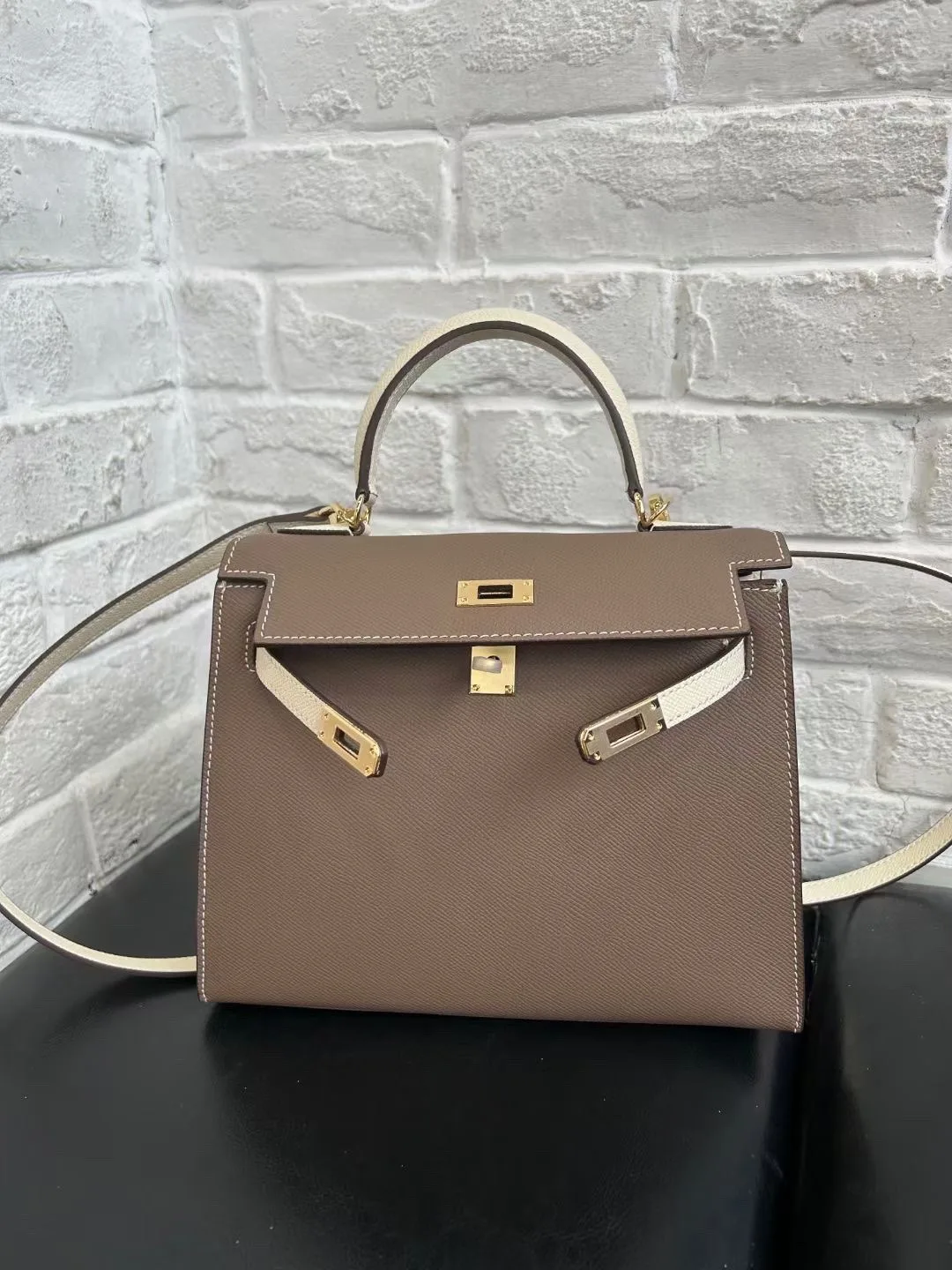 ☑ Келли. 25cm слоновый пепел / молочный коктейль белый EPSOM