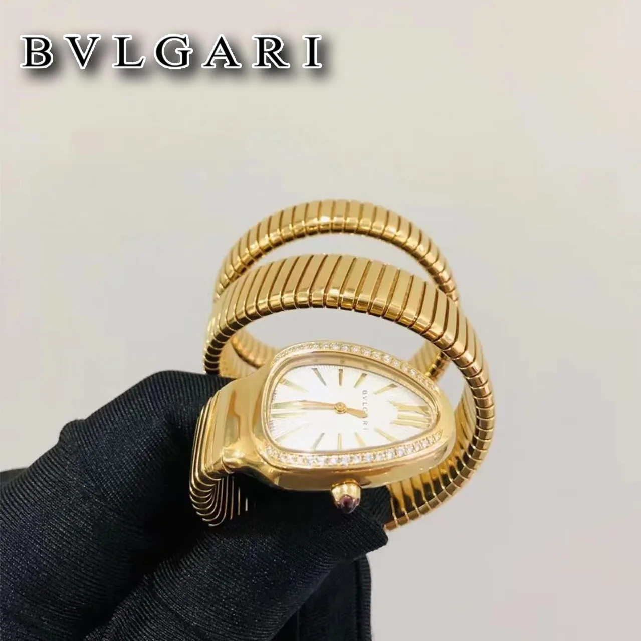 Bulgari стиль часы личность змеиный браслет новые легкие роскошные нишевые модные