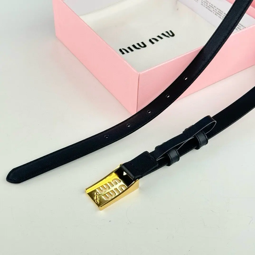 точная копия 1:1 Модный Изысканный Женский Пояс В Стиле MIUMIU Копирующий КлассичесКие Модели 2-сантиметровый Бутиковый Ремень Из ВолоВьей Кожи