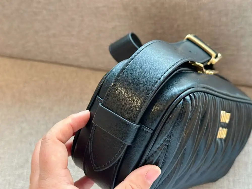 Miumiu Tote Cope 1:1 2024 Новая Женская Сумка-кошелек Через Плечо Модные Сумки Почтальона