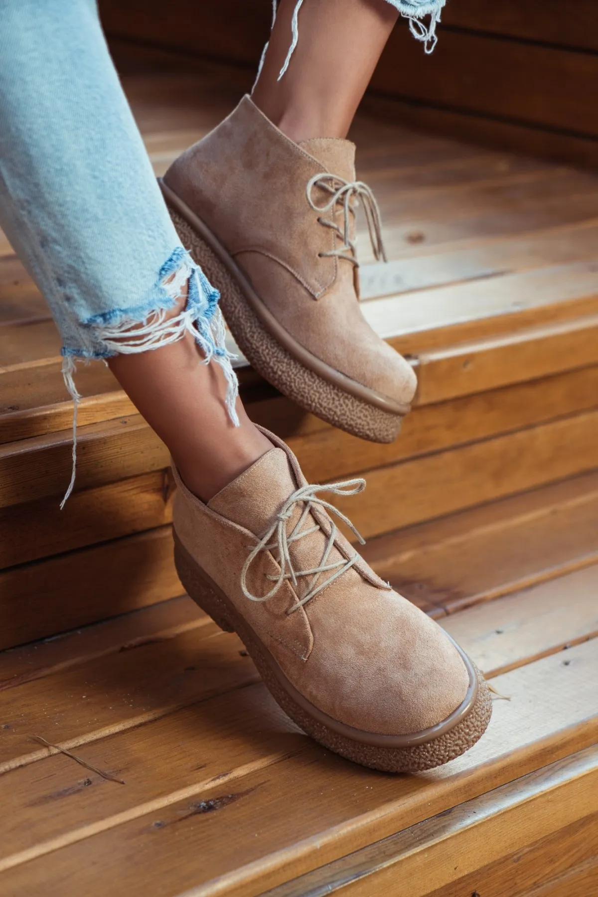 

Elliott Green Suede Rubber Detail Lace-up Women's Boots 2022 Winter New Fashion Designer Black Sole Punk Round Toe Ankle Bootie
