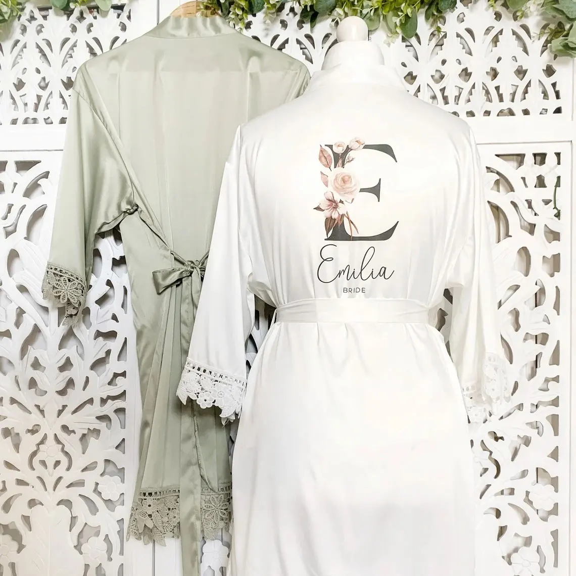 

Personalised Sage Green Bridesmaid Robe Satin Bride Kimono Bridal Party Robes Wedding Dressing Gown Matching Hen Party Gifts New