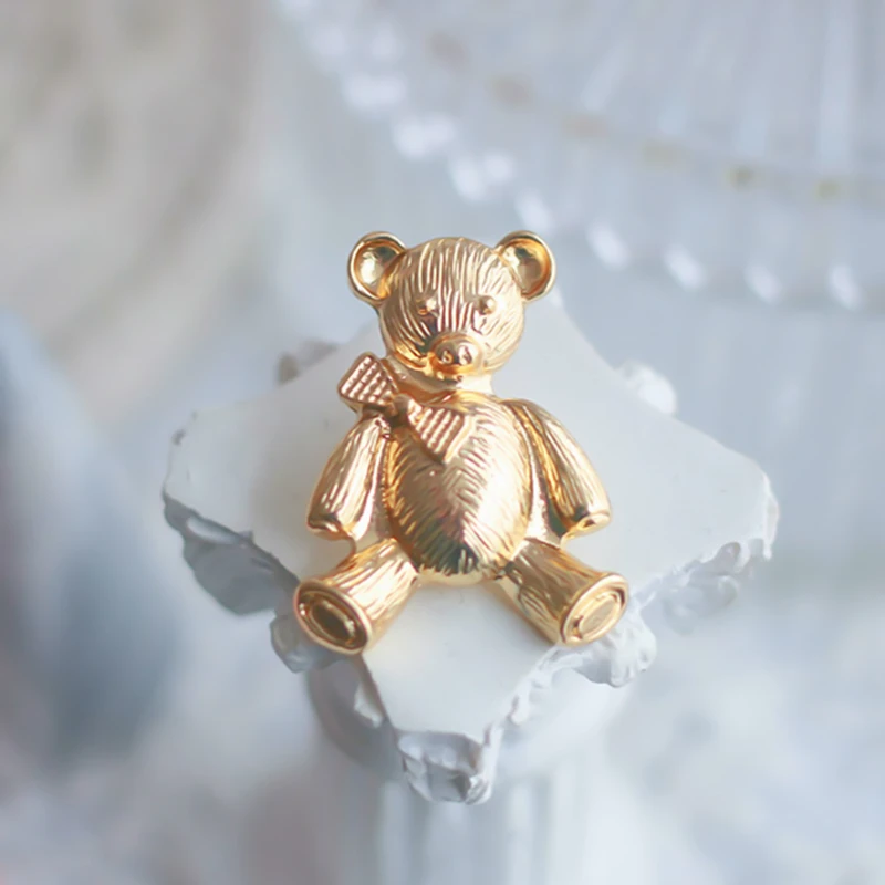 

Cute Bear Doll Pins Cartoon Gold Bear Brooch Fashion Accessories