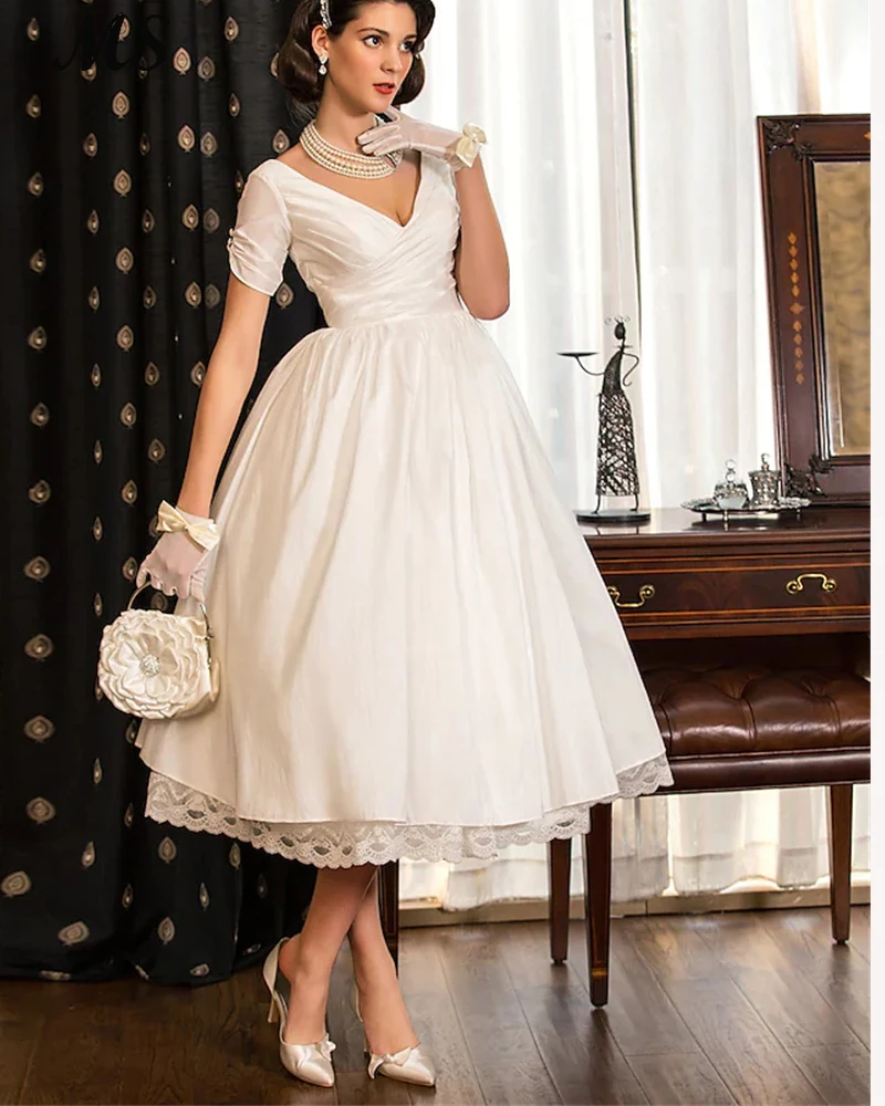 

MS A Line Wedding Dress White Satin V Neck Short Sleeves Vintage Bridal Gowns 2022 With Lace Criss Cross Robe De Mariee Women