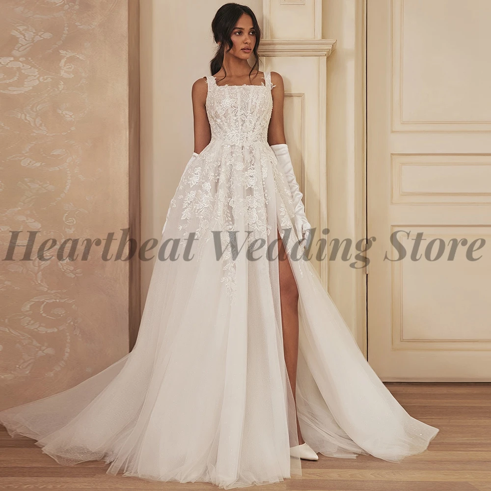 

2023 Side Split Elegant Wedding Dress for Brides with Sleeveless Square Collar Zipper Back Court Train Applique Sequins A-Line