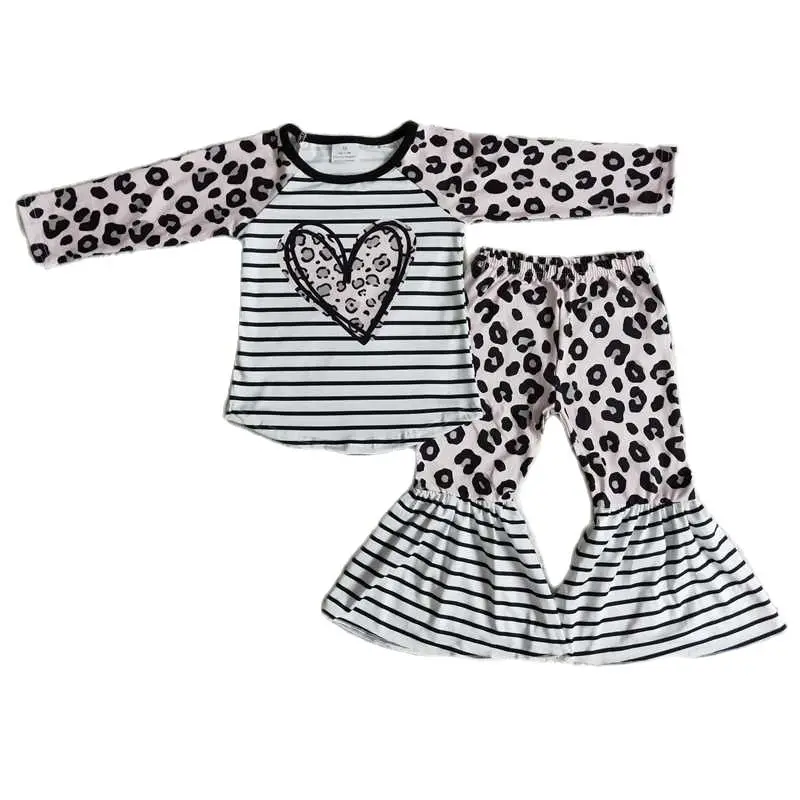 

6 A30-15 Girls Valentine's Day Outfit Long Sleeve And Long Leopard Heart Print