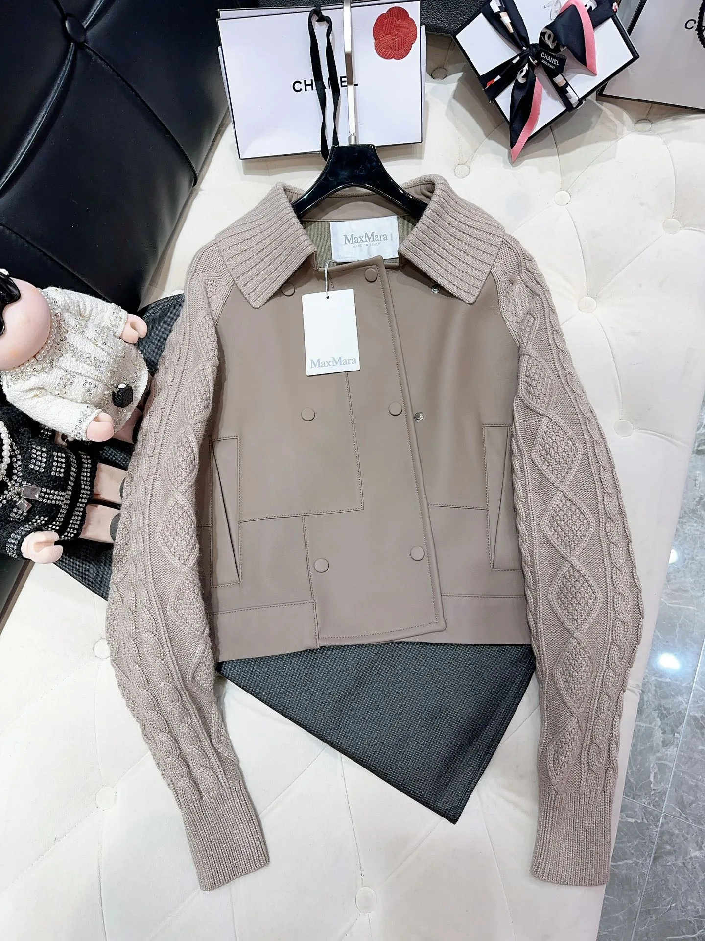 Женская куртка Max Mara |