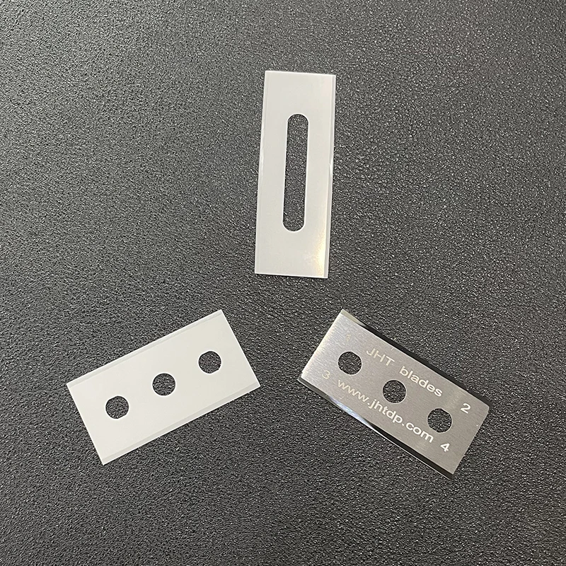 

CUTTER BLADE FOR THIN FILM CUTTING MACHINE 43x22x0.3MM three hole razor blade/three holes blade